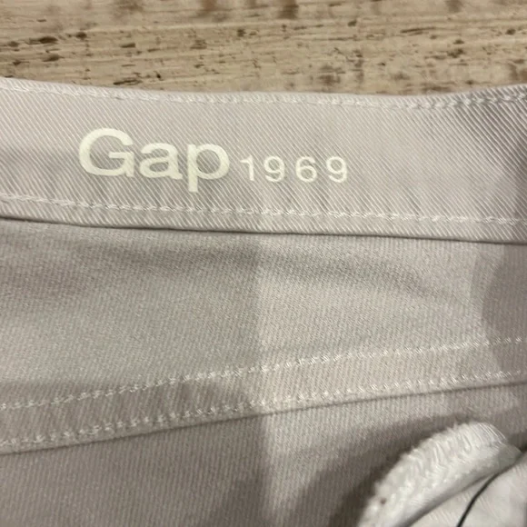 Gap Jeans - size 25R - Picture 4 of 7